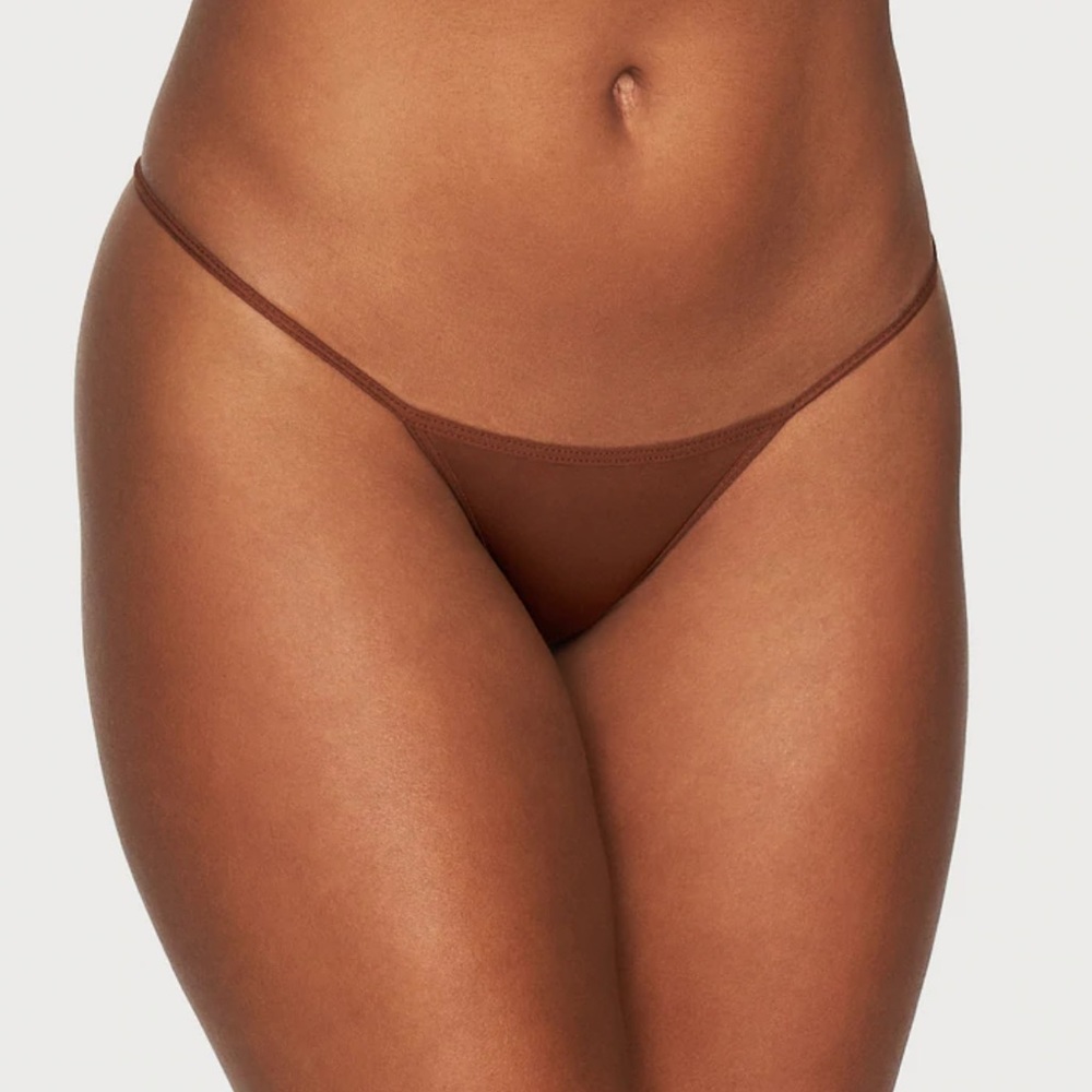 Fredericks of Hollywood Exxtreme Mini G-String in Coco